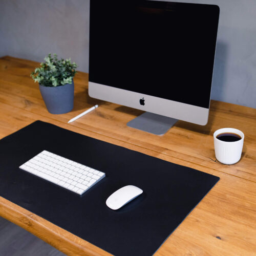 Alternative view of Desk Mat - Svart