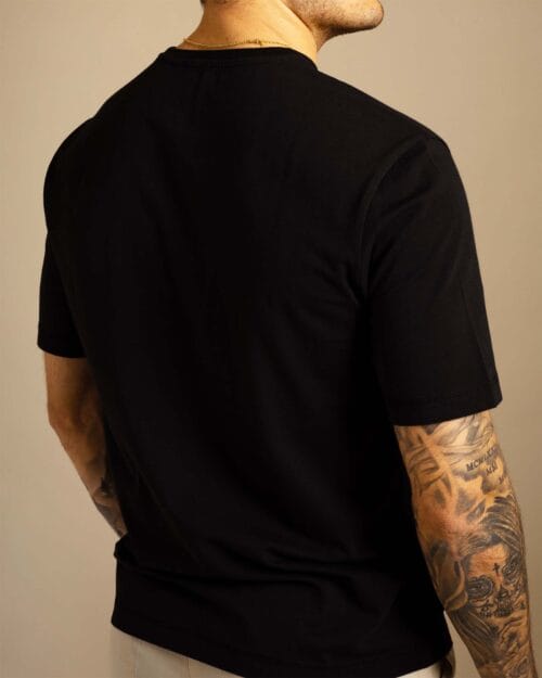 Alternative view of T-Shirt - Relaxed, Svart